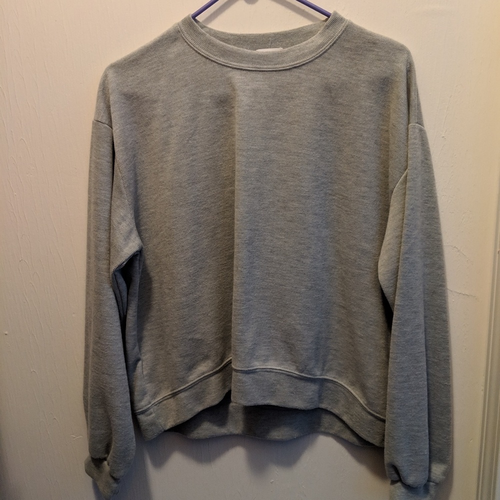 Sweatshirt